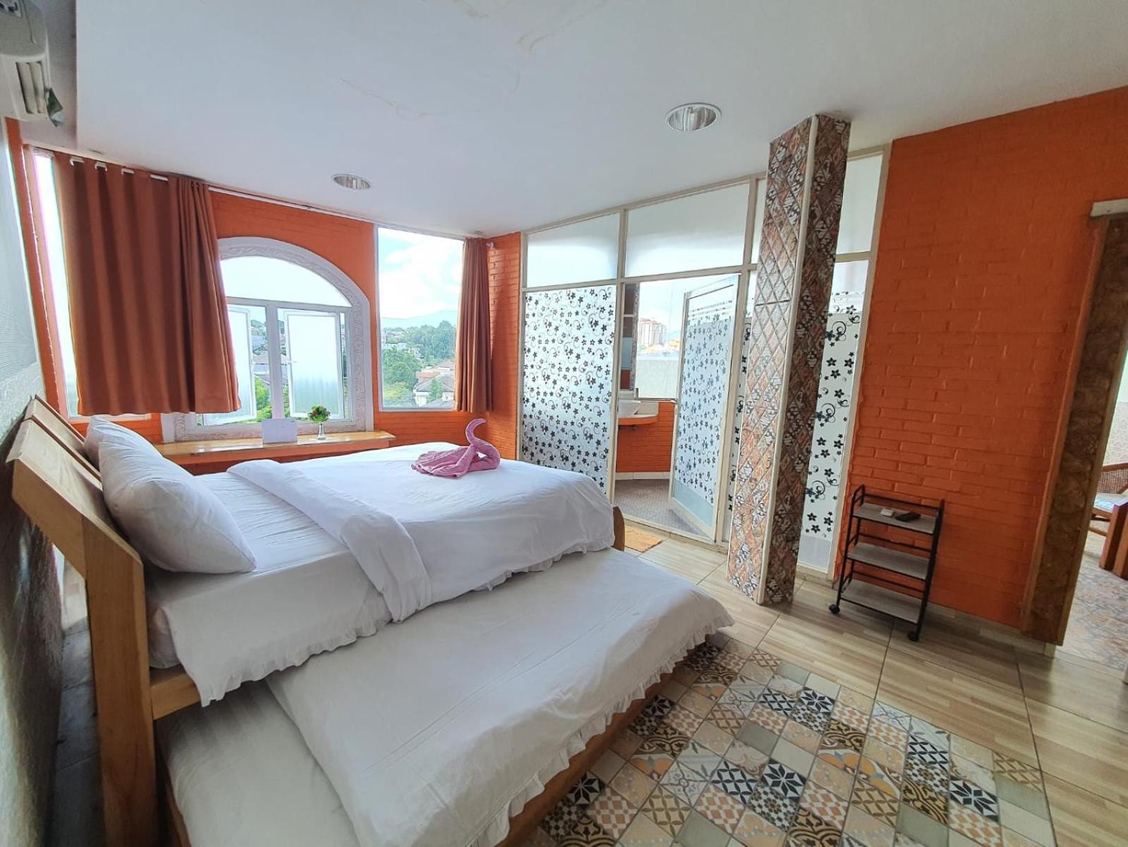 Tempat Tidur & Sarapan Retro Bandung